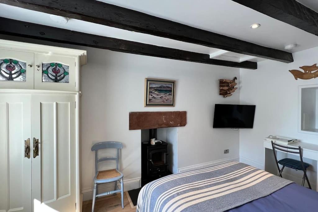 Shorepark - Waterfront Cottage With Stunning Views دومفريس المظهر الخارجي الصورة